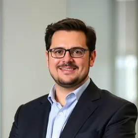 Itaú economista-chefe Diogo Guillen
