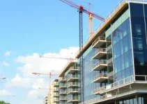 juros altos varejo construção